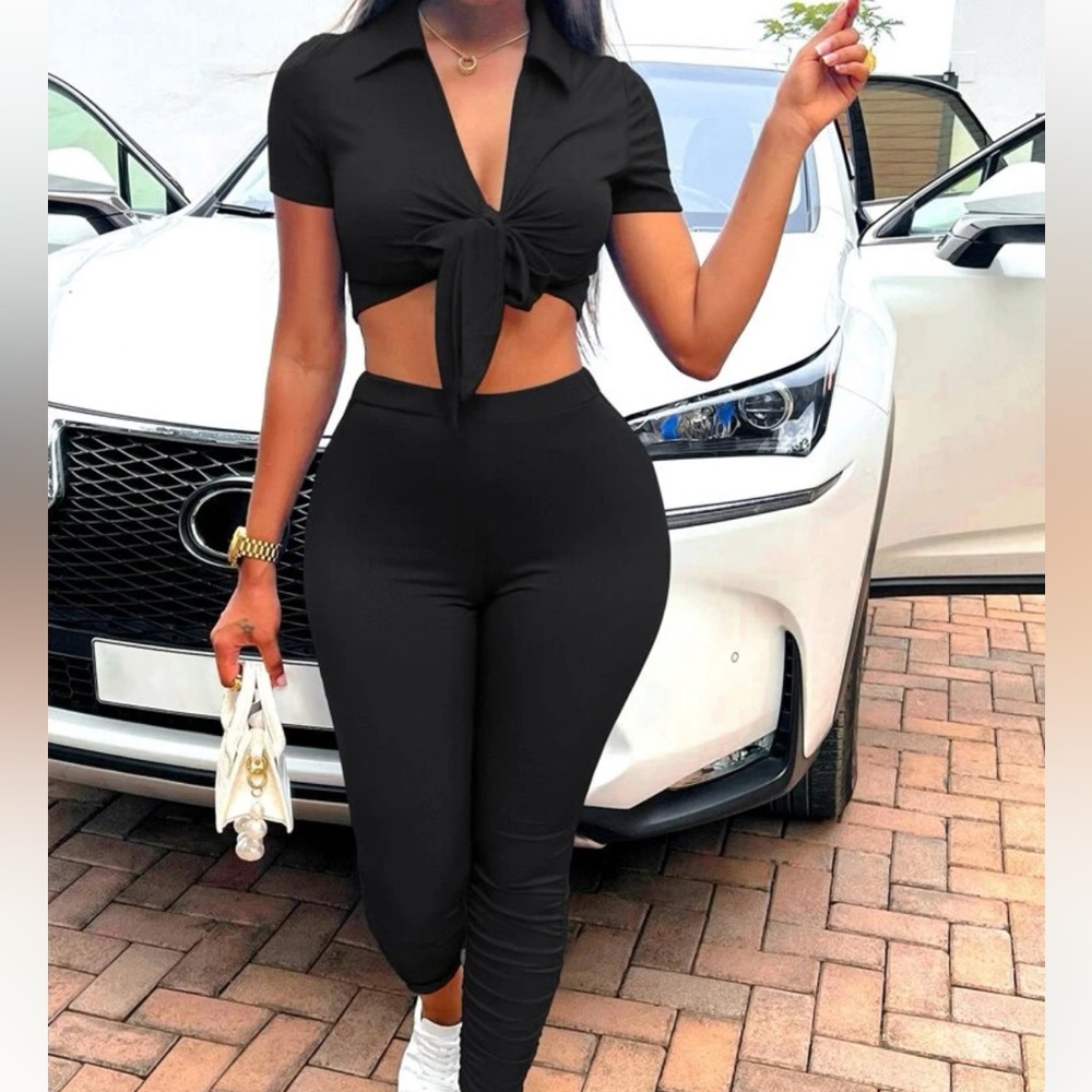 Tie Front Crop Top & Ruched Hem Leggings